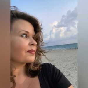 Meet your Posher, Gina